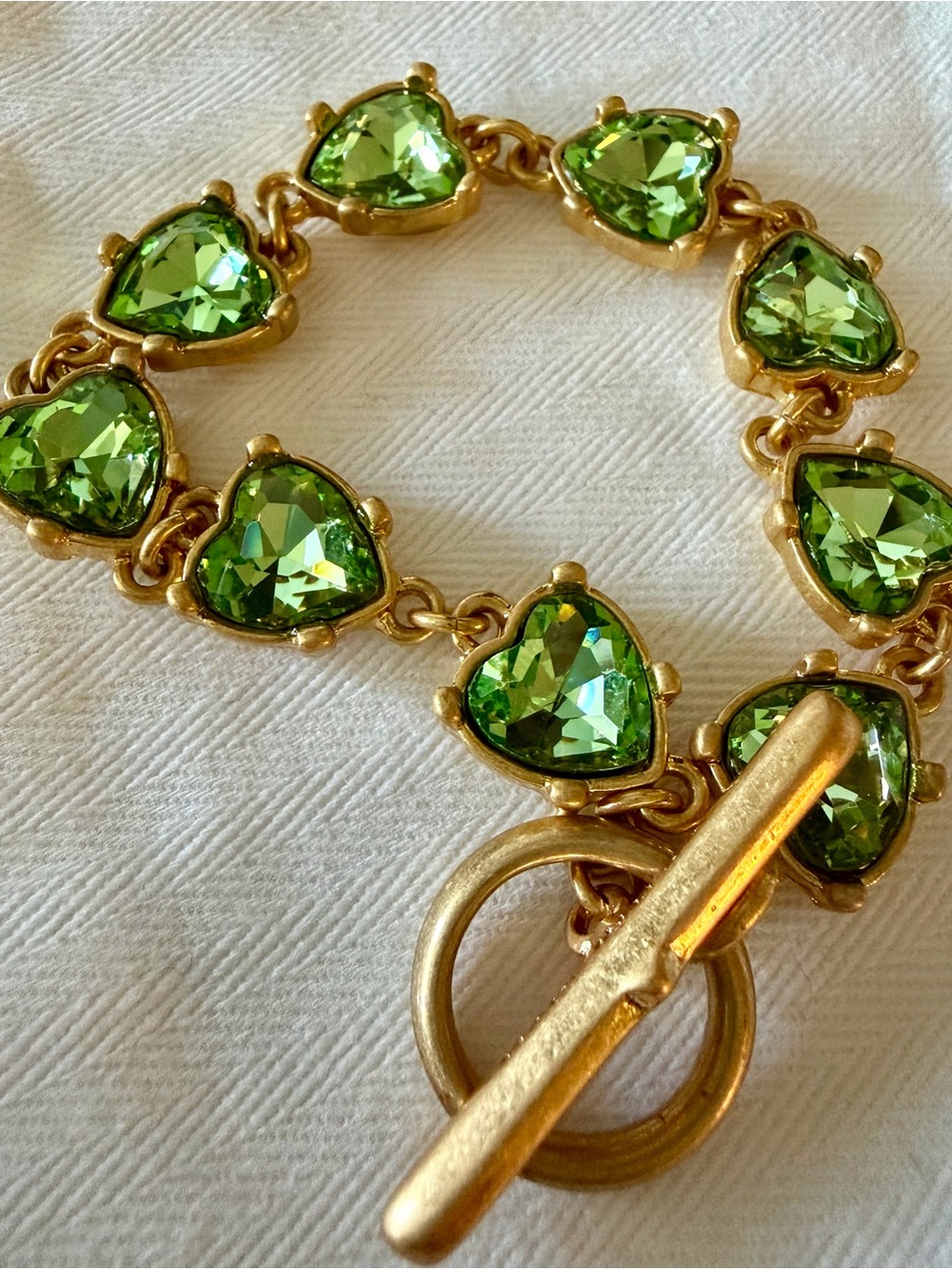 Oscar de la Renta Crystal Hearts Bracelet - Picture 4 of 4